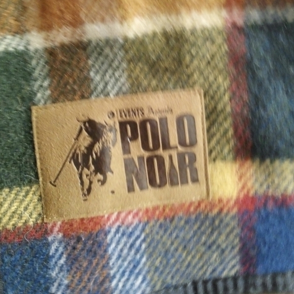 Pendleton Portland Rose Home Collection Roll Up Blanket- 70" X 60" - Picture 12 of 15